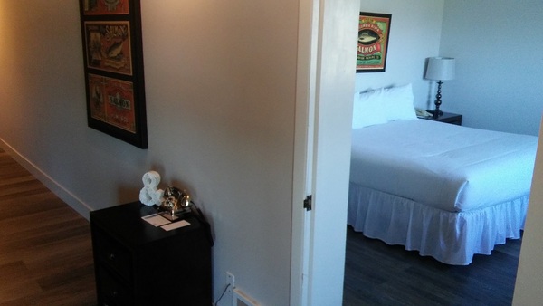 King Kitchenette Suite with View and Balcony (Non-Pet Friendly) Photo 5