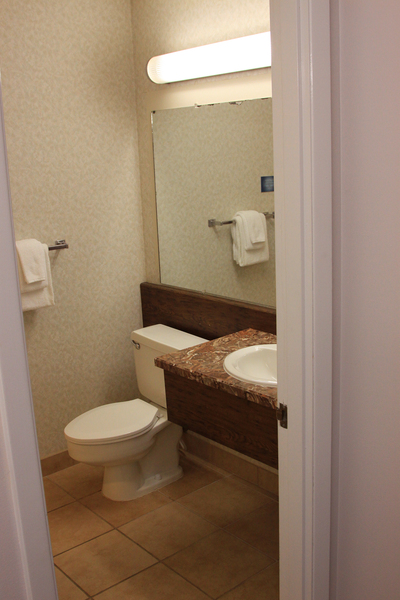 Two Queen with Marina View and Balcony (Non-Pet Friendly) Photo 2